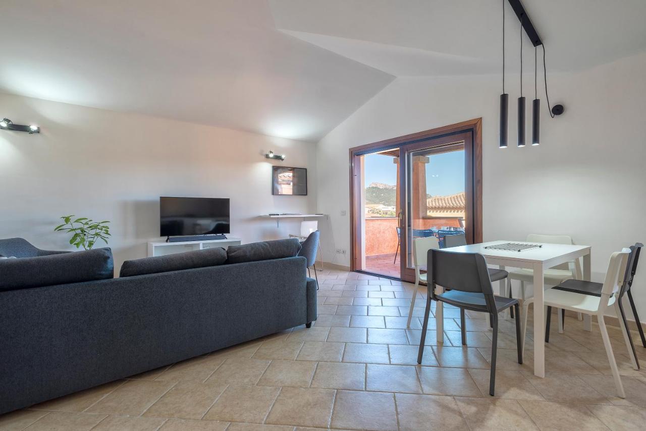 Apartment House Of Lens Golfo Aranci