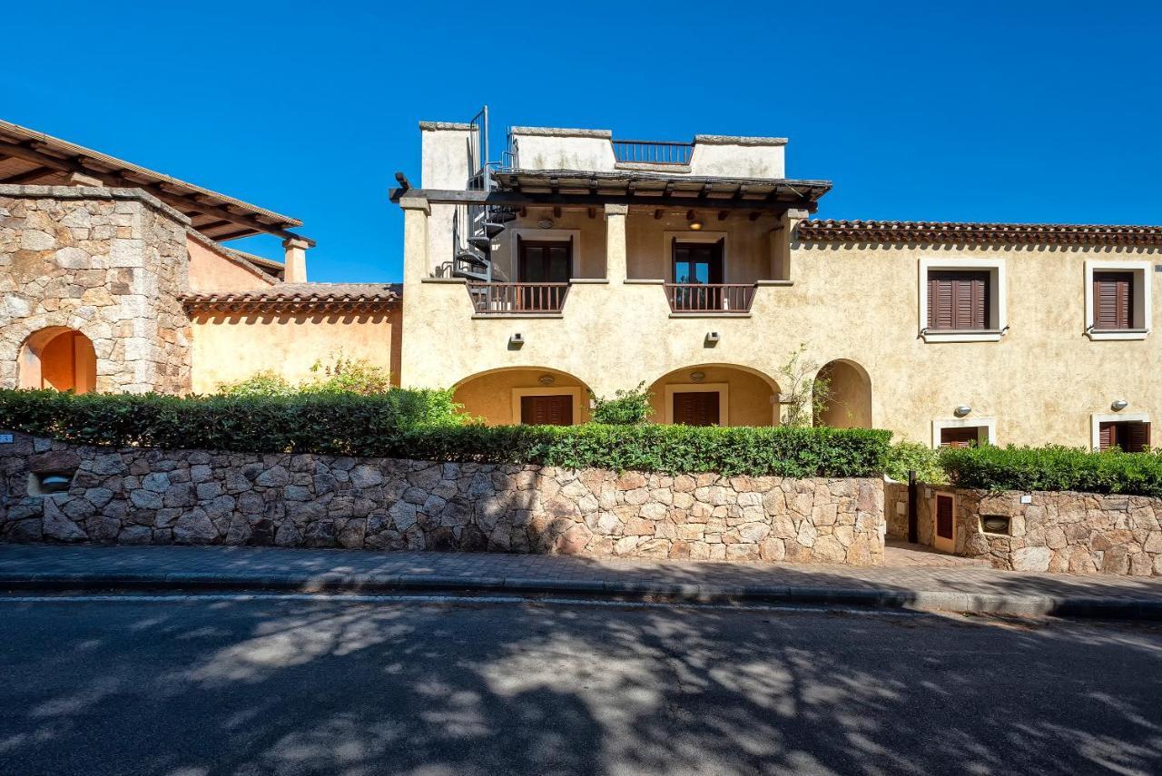 House Of Lens * Golfo Aranci