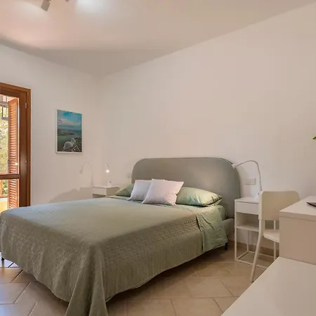 House Of Lens Apartment Golfo Aranci Exterior photo