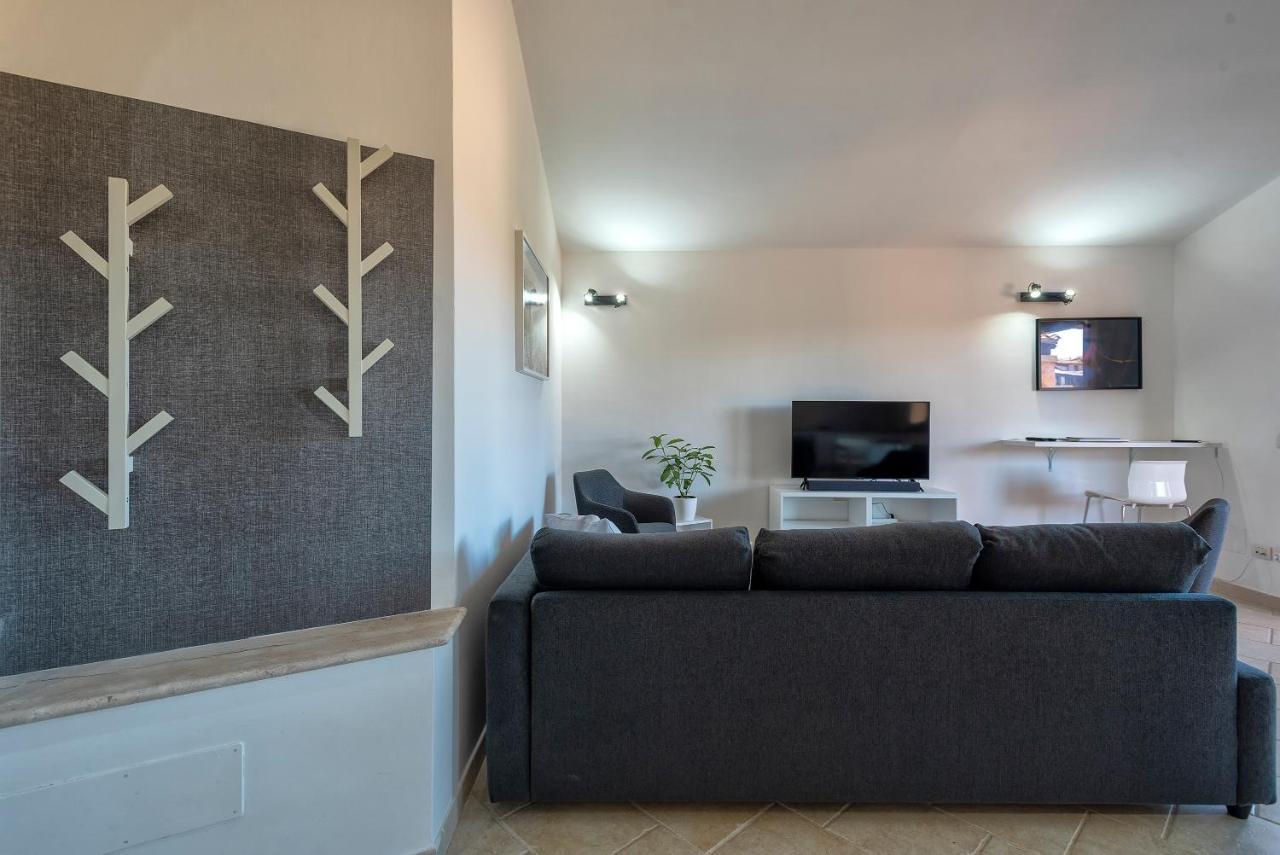 House Of Lens Apartment